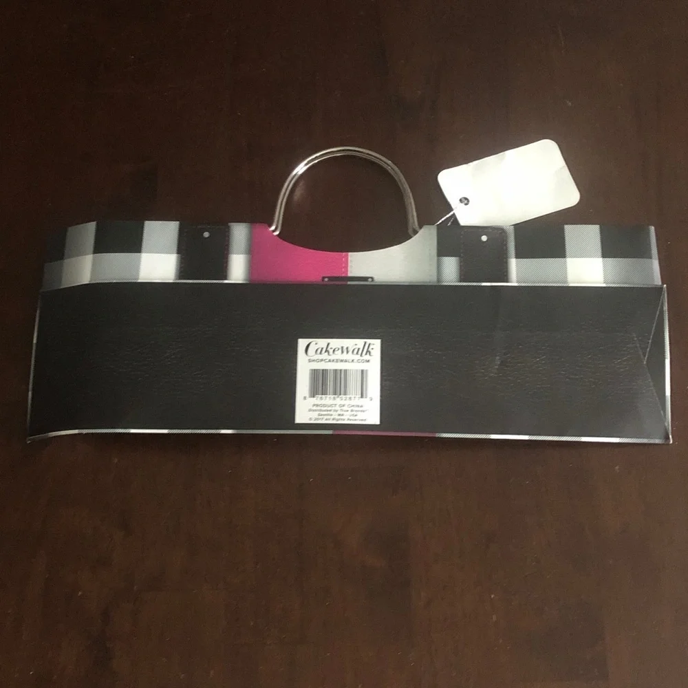 🛍️ Wine Holder Gift Bag